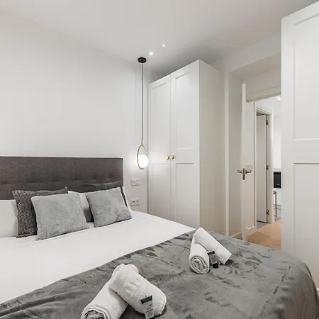 Waou Essence Sol VI - Alquiler Corta Duracion Appartement Madrid Buitenkant foto
